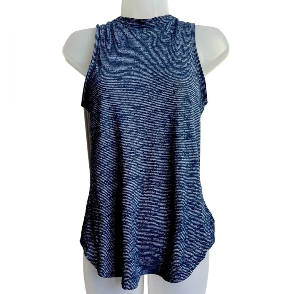 Athleta Sleeveless, Breathable Tank, Size XS Navy Stripe